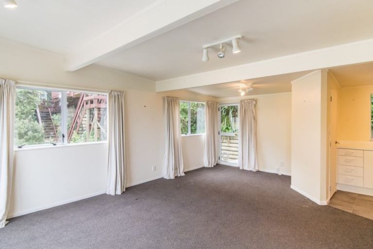 Photo of property in 41a Onslow Road, Khandallah, Wellington, 6035