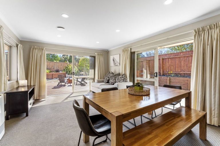 Photo of property in 15 Fytfield Place, Paraparaumu, 5032