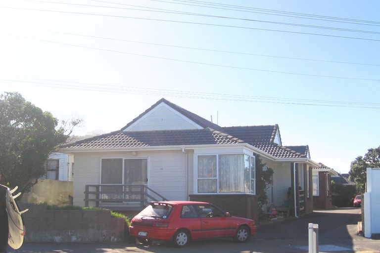 Photo of property in 88c Lyall Parade, Lyall Bay, Wellington, 6022