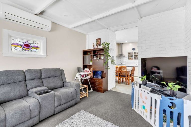 Photo of property in 194 Ferguson Street, West End, Palmerston North, 4412