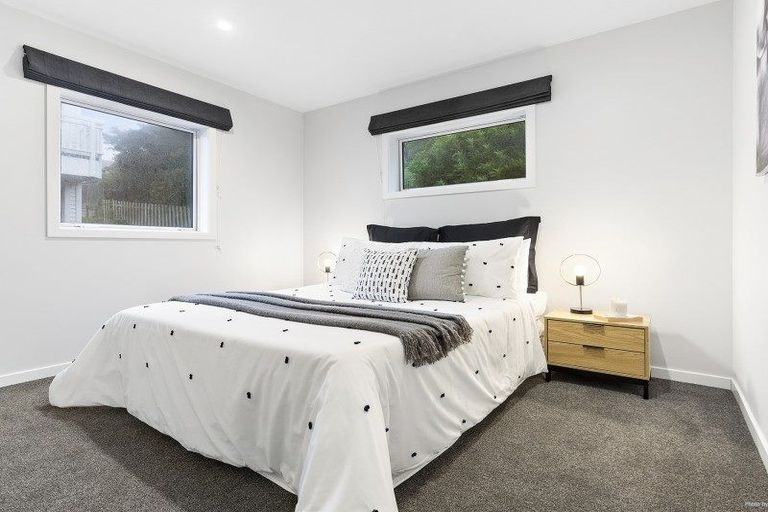 Photo of property in 56e Nicholson Road, Khandallah, Wellington, 6035