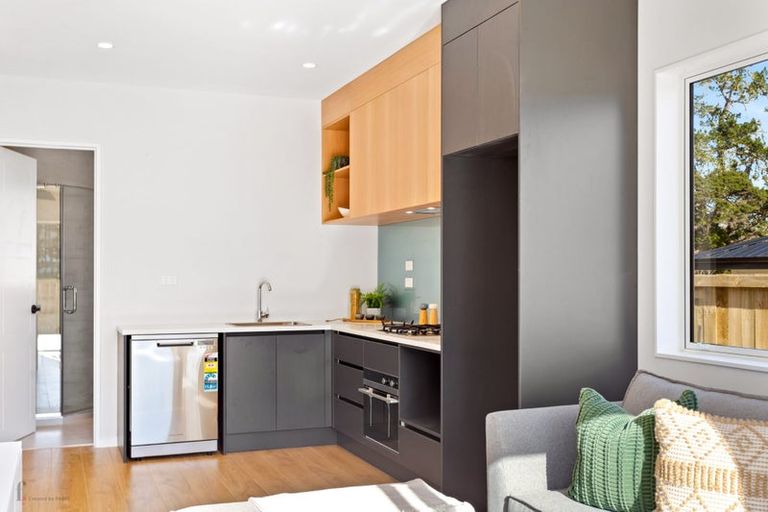 Photo of property in 4 Cutfield Lane, Kumeu, 0810
