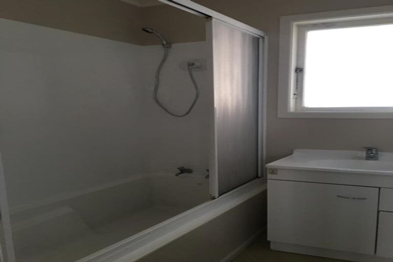 Photo of property in 18 Hunua Road, Papakura, 2110