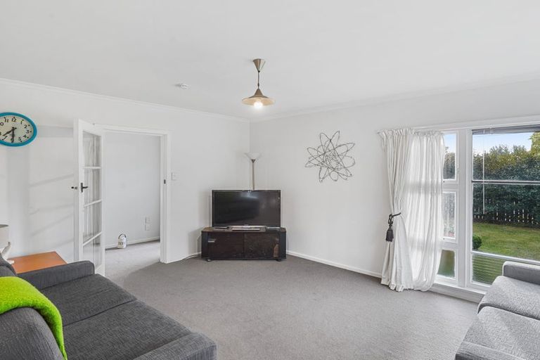 Photo of property in 24 Pembroke Street, Avondale, Christchurch, 8061