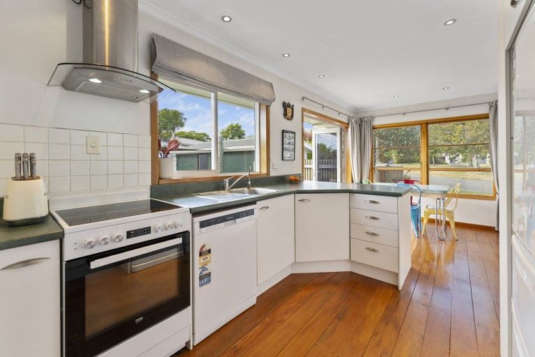 Photo of property in 13 Keats Crescent, Stoke, Nelson, 7011