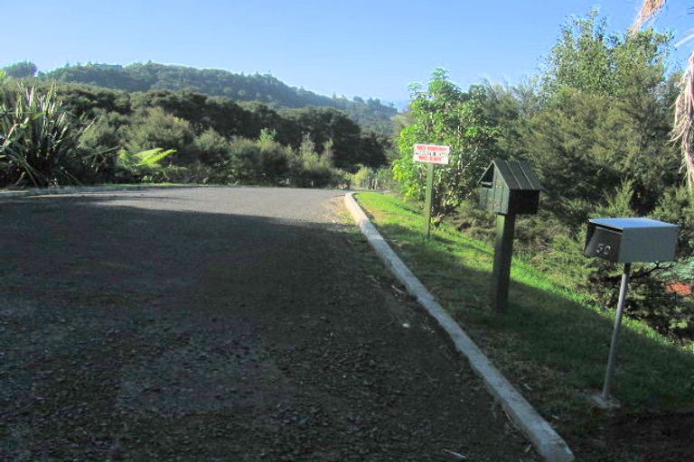 Photo of property in 52 Tarapatiki Drive, Whitianga, 3510