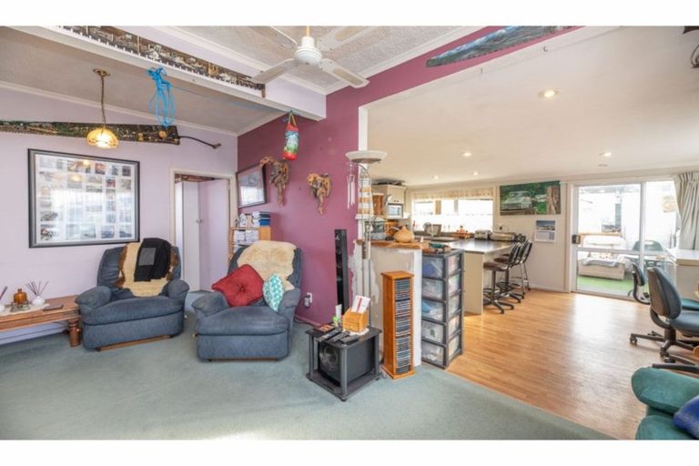 Photo of property in 16 Washbournes Road, Wigram, Christchurch, 8042