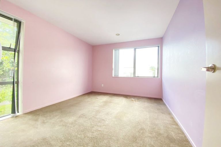 Photo of property in 192 Porchester Road, Takanini, 2112