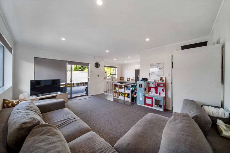 Photo of property in 3/14 King Edward Avenue, Papakura, 2110