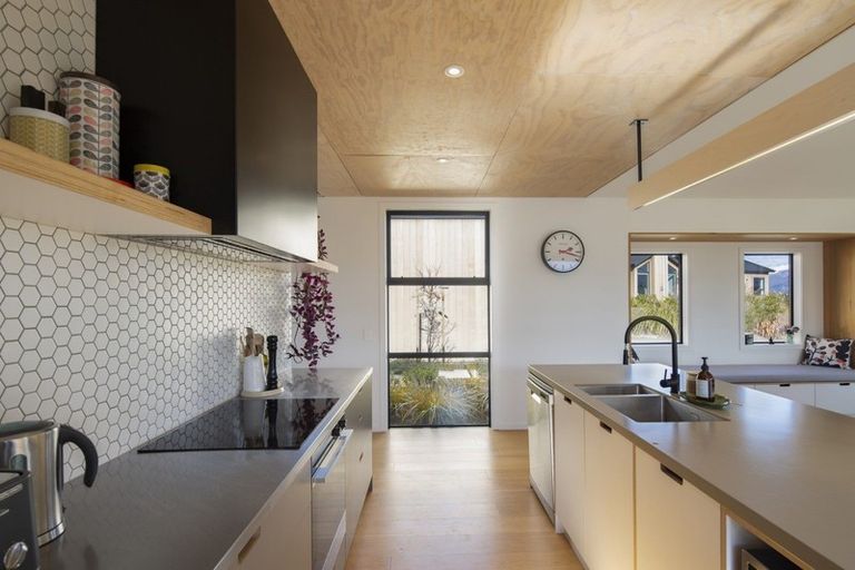 Photo of property in 13 Torridon Court, Jacks Point, Queenstown, 9371