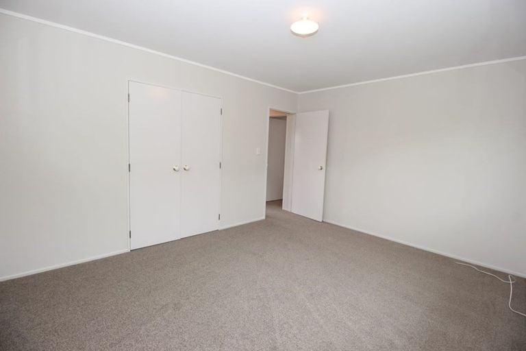 Photo of property in 130m Lakeside Drive, Orewa, 0931