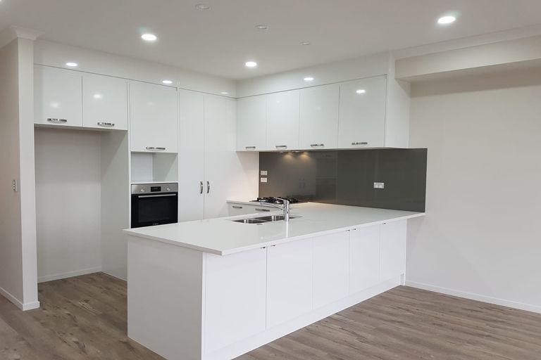 Photo of property in 7 Karokaro Road, Takanini, 2112