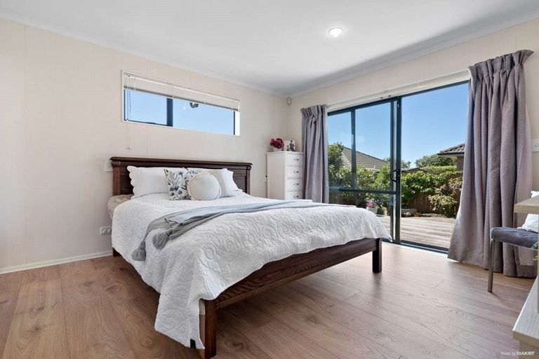 Photo of property in 213 Kilkenny Drive, East Tamaki Heights, Auckland, 2016