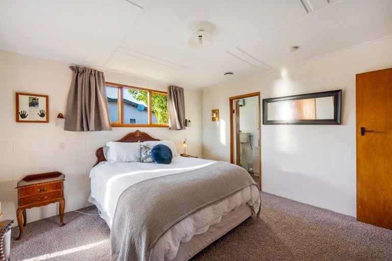 Photo of property in 95 Lakeview Terrace, Lake Hawea, 9382