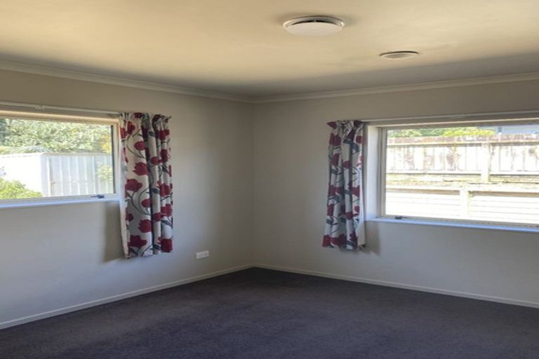 Photo of property in 32 Penrod Drive, Bell Block, New Plymouth, 4312