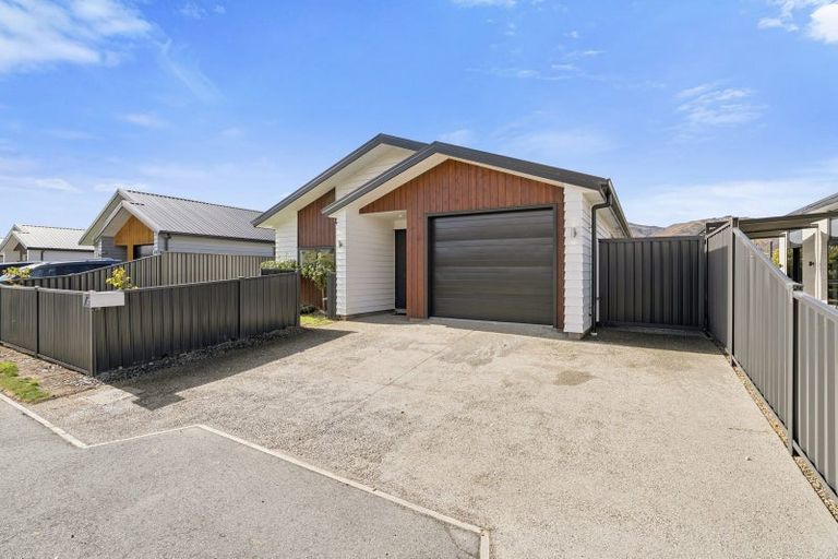 Photo of property in 11 Dawkins Street, Cromwell, 9310