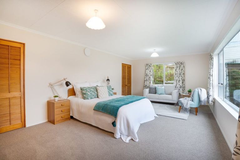 Photo of property in 4 Tralee Place, Johnsonville, Wellington, 6037