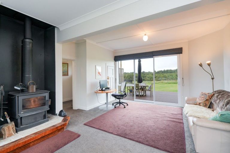 Photo of property in 193 Mason Road, Seaward Bush, Invercargill, 9871