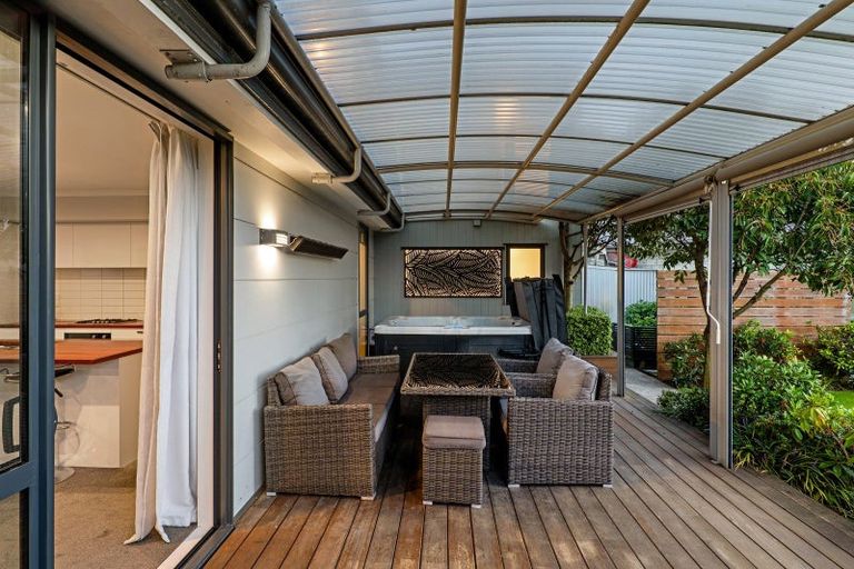 Photo of property in 28 William Dawson Crescent, Wigram, Christchurch, 8025
