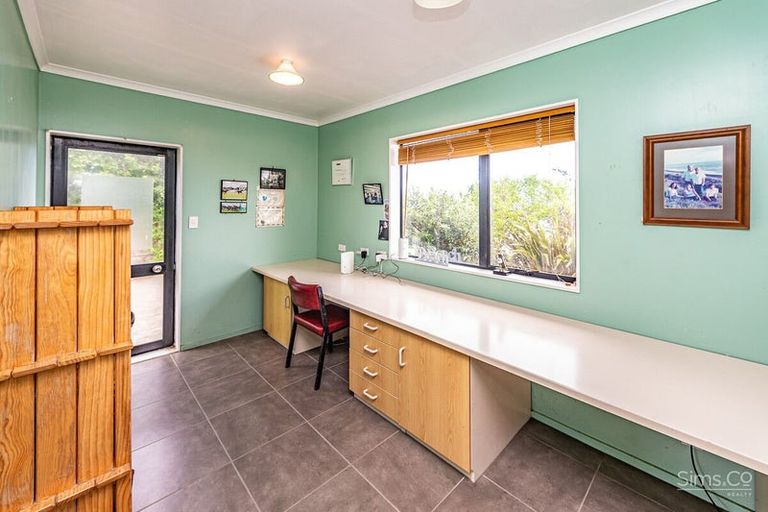 Photo of property in 29 Longbeach Drive, Castlecliff, Whanganui, 4501