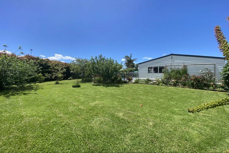 Photo of property in 6 Stafson Lane, Te Atatu Peninsula, Auckland, 0610