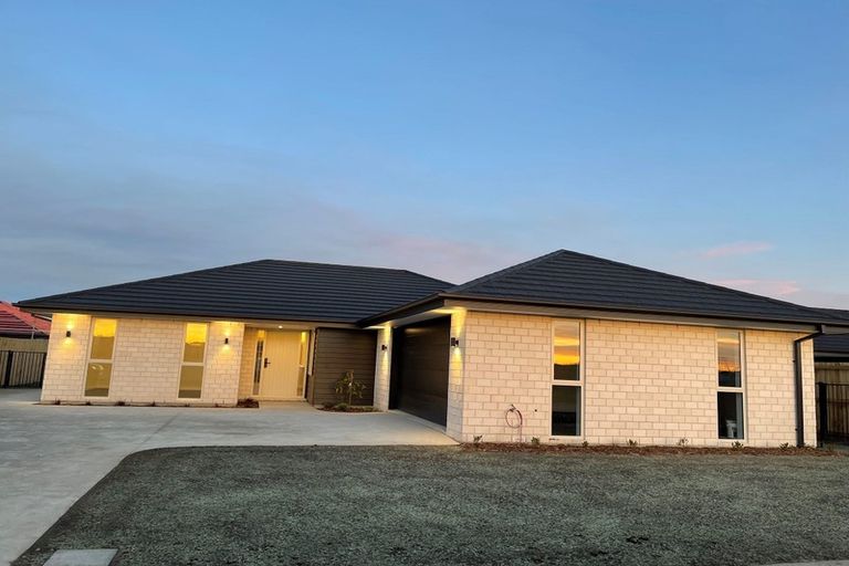 Photo of property in 27 Owaka Road, Wigram, Christchurch, 8025