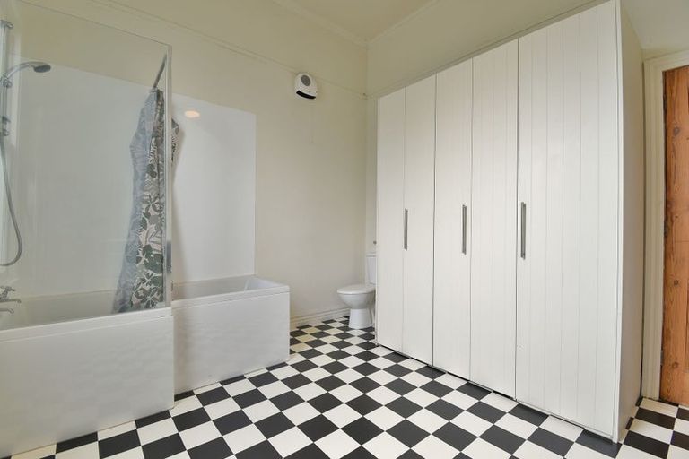 Photo of property in 32 Clifford Street, Dalmore, Dunedin, 9010