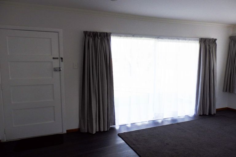 Photo of property in 1/20 Queen Street, Cambridge, 3434