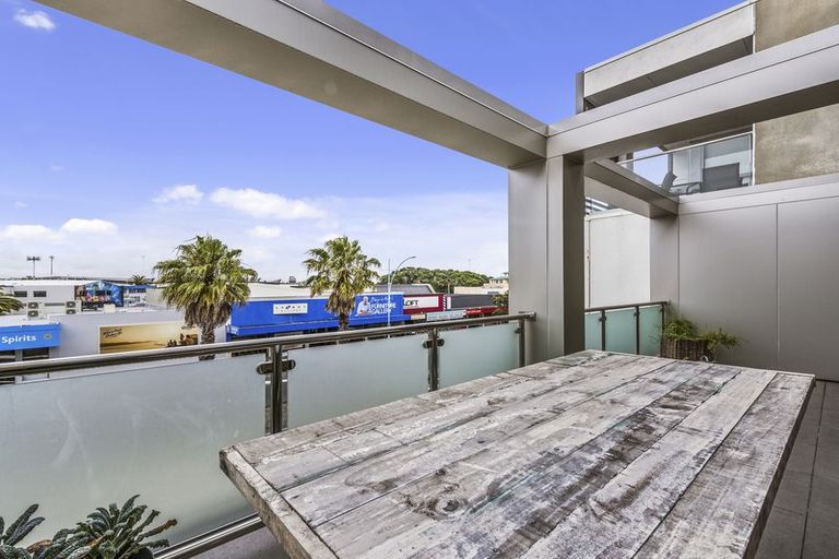 Photo of property in 15/281 Maunganui Road, Mount Maunganui, 3116