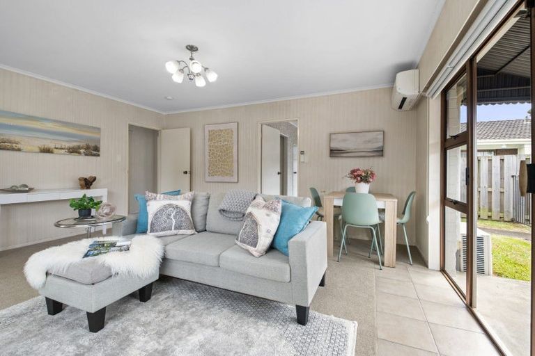 Photo of property in 1/58 Great South Road, Papakura, 2110