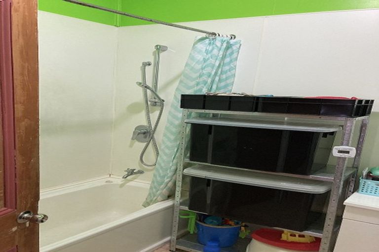 Photo of property in 34 Cloten Road, Stratford, 4332