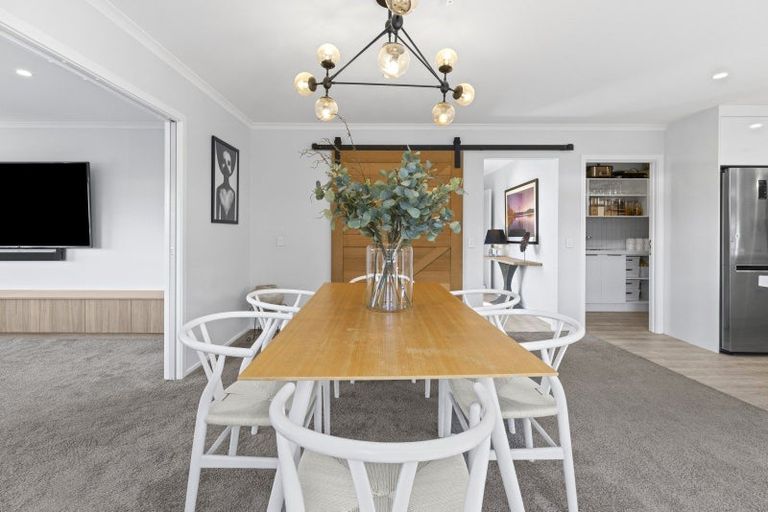 Photo of property in 53 Mount Nicholas Avenue, Wanaka, 9305