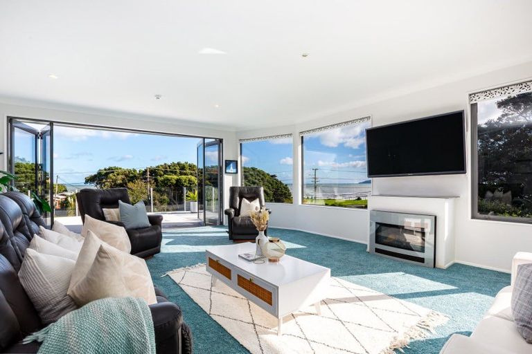 Photo of property in 56 Wharemauku Road, Raumati Beach, Paraparaumu, 5032