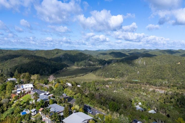 Photo of property in 35 Goffe Drive, Haruru, 0204