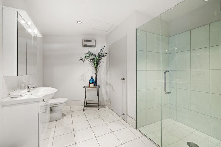 Photo of property in 3/1 Emerson Street, Napier South, Napier, 4110