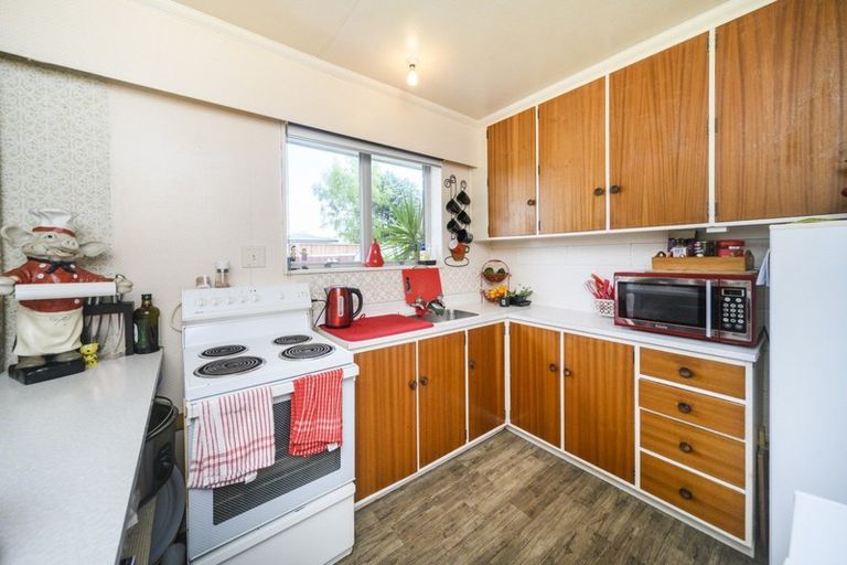 Photo of property in 4a Pinedale Parade, Milson, Palmerston North, 4414