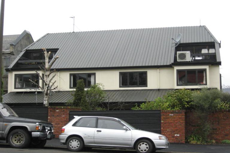 Photo of property in 740d George Street, North Dunedin, Dunedin, 9016