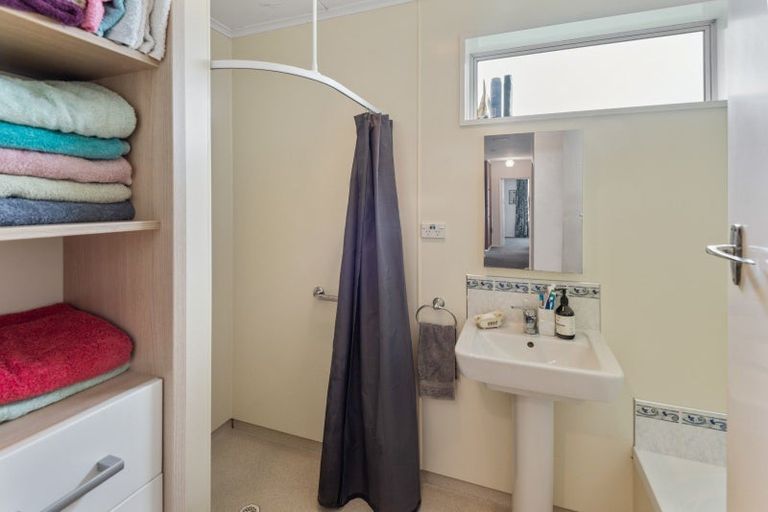 Photo of property in 11 Glendale Crescent, Holmes Hill, Oamaru, 9401