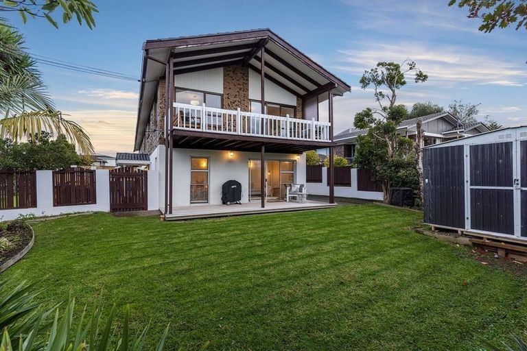 Photo of property in 2/131 Mokoia Road, Birkenhead, Auckland, 0626