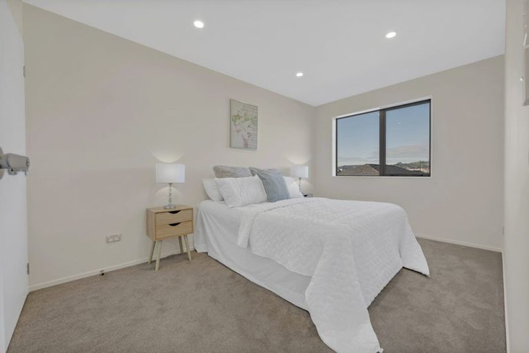 Photo of property in 7 Woven Place, Karaka, 2113