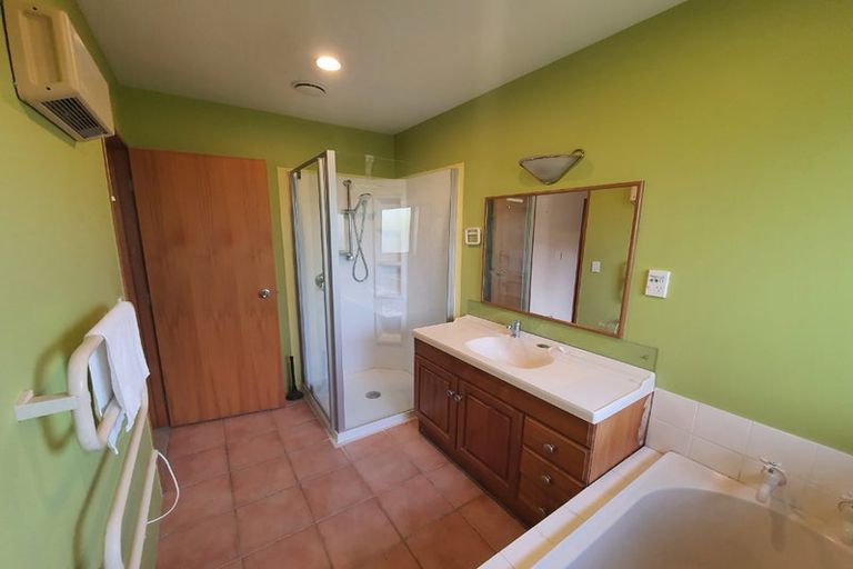 Photo of property in 1/111 Vagues Road, Northcote, Christchurch, 8052