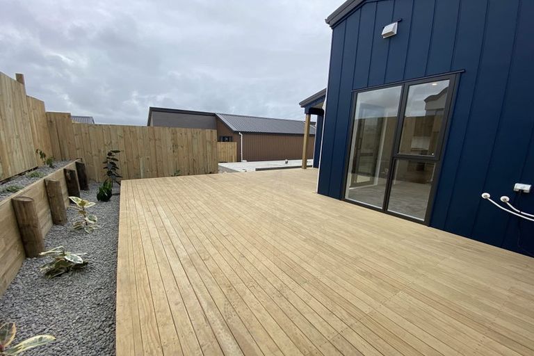 Photo of property in 59 Horokaka Street, Massey, Auckland, 0614