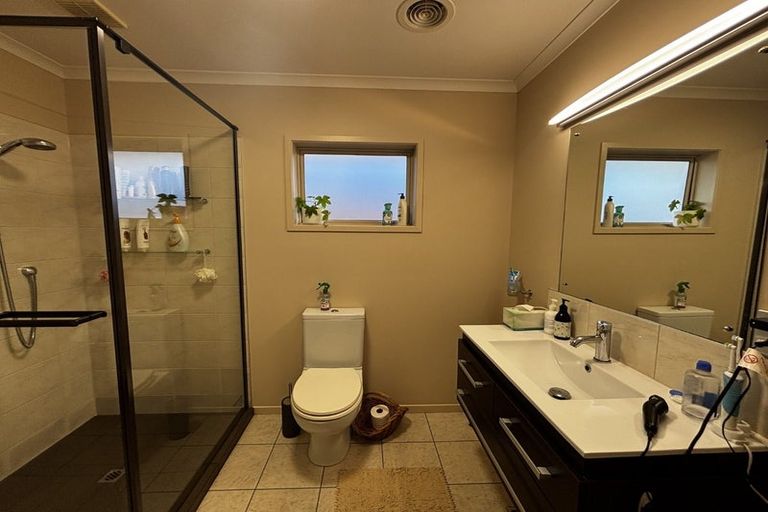 Photo of property in 58 Karamea Street, Whalers Gate, New Plymouth, 4310