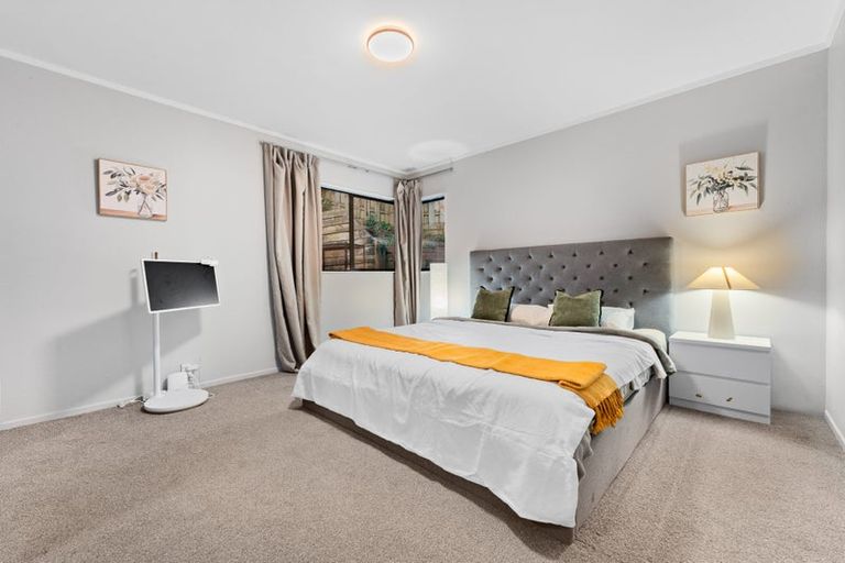Photo of property in 1 Relko Crescent, Torbay, Auckland, 0630