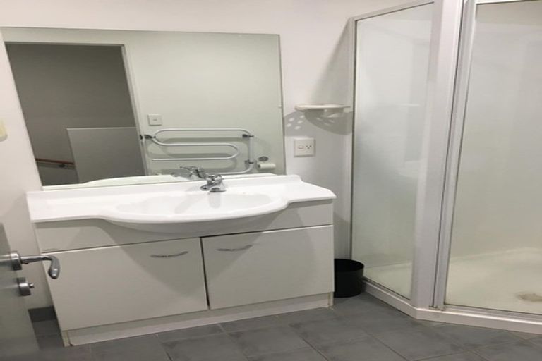 Photo of property in 152f Tasman Street, Mount Cook, Wellington, 6021