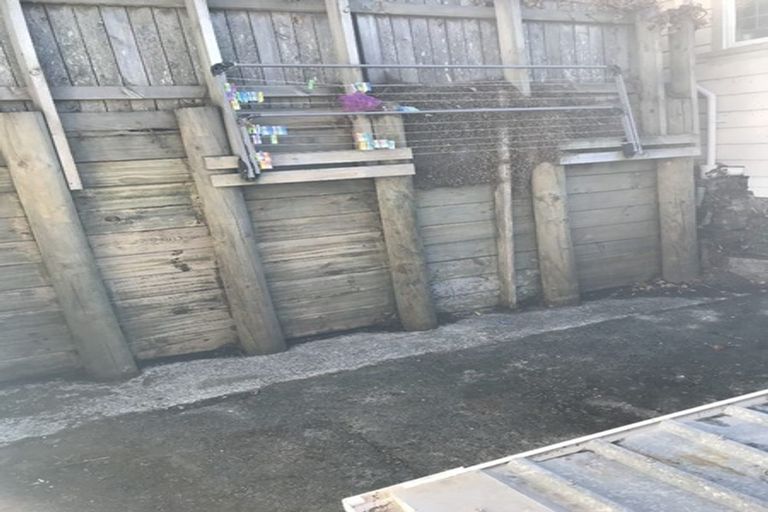 Photo of property in 6 Howard Street, Mount Cook, Wellington, 6021