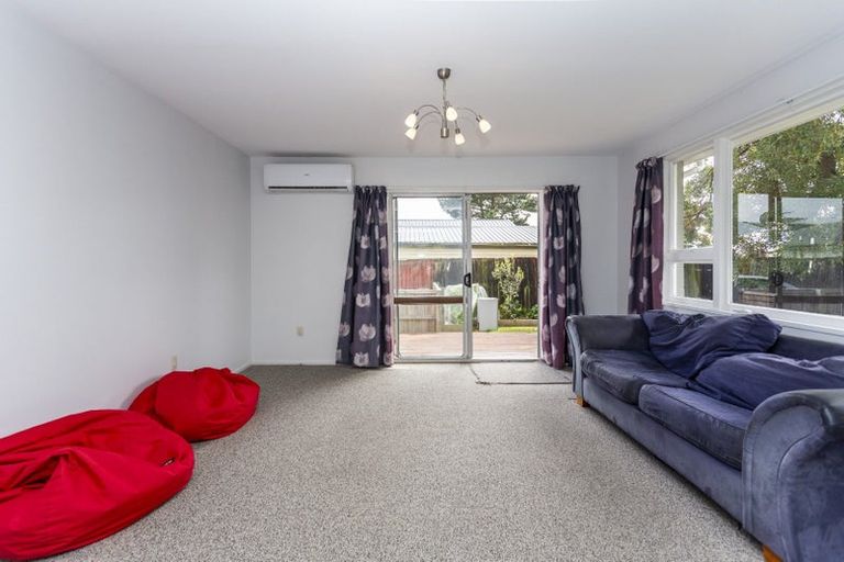Photo of property in 2/15a Marriotts Road, North New Brighton, Christchurch, 8083