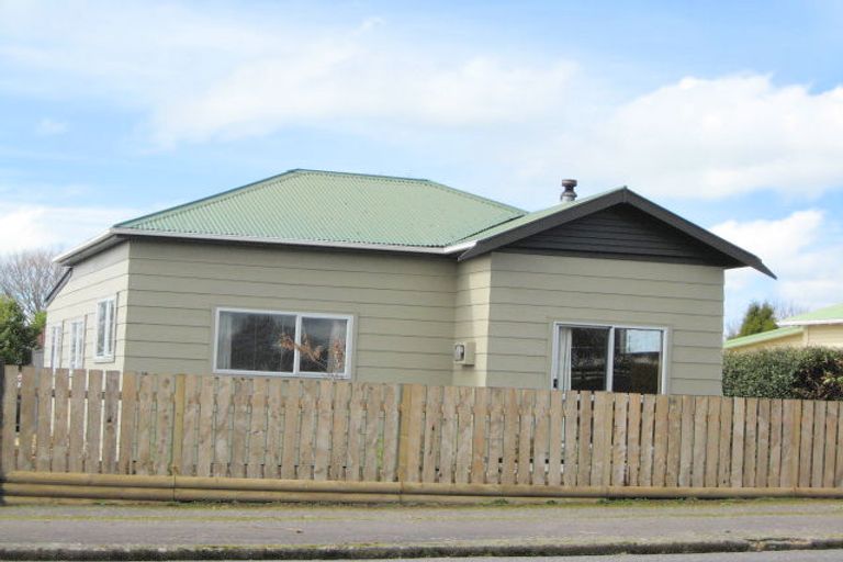 Photo of property in 124 Miranda Street, Stratford, 4332