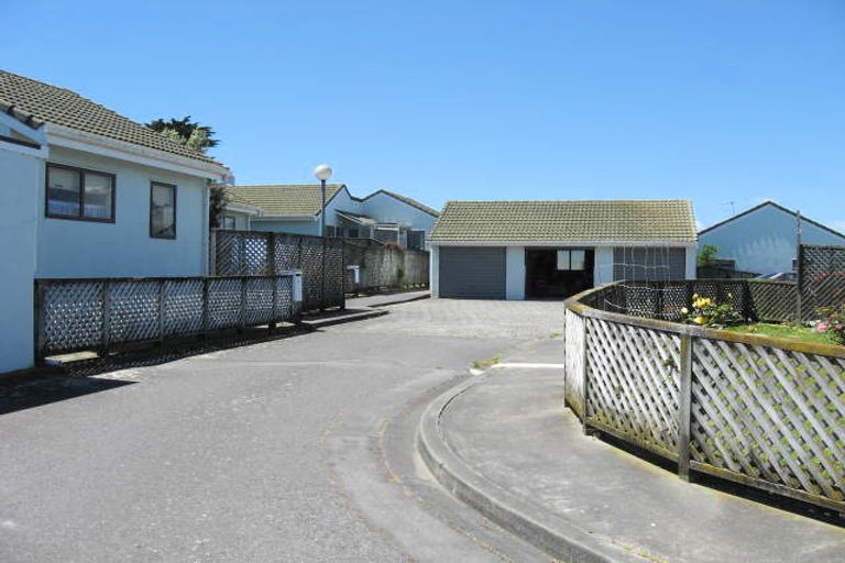 Photo of property in 135- F5 Te Pene Avenue, Titahi Bay, Porirua, 5022