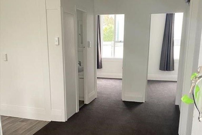 Photo of property in 310u1 River Road, Claudelands, Hamilton, 3214